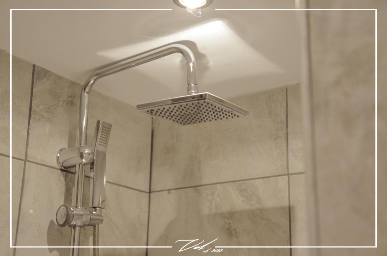 Vel Boutique Suites アギア・ガリニ エクステリア 写真